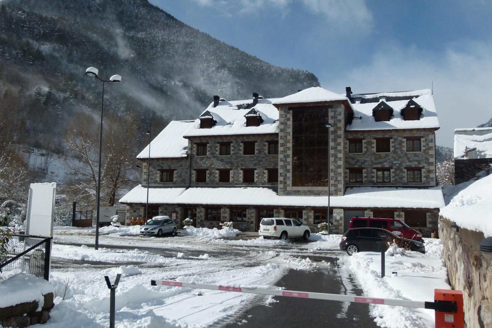 Complejo Turistico Bielsa Hotel Y Camping ภายนอก รูปภาพ