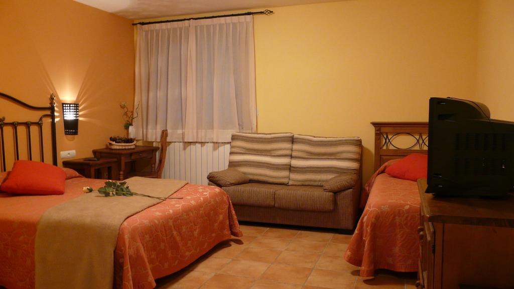 Complejo Turistico Bielsa Hotel Y Camping ห้อง รูปภาพ