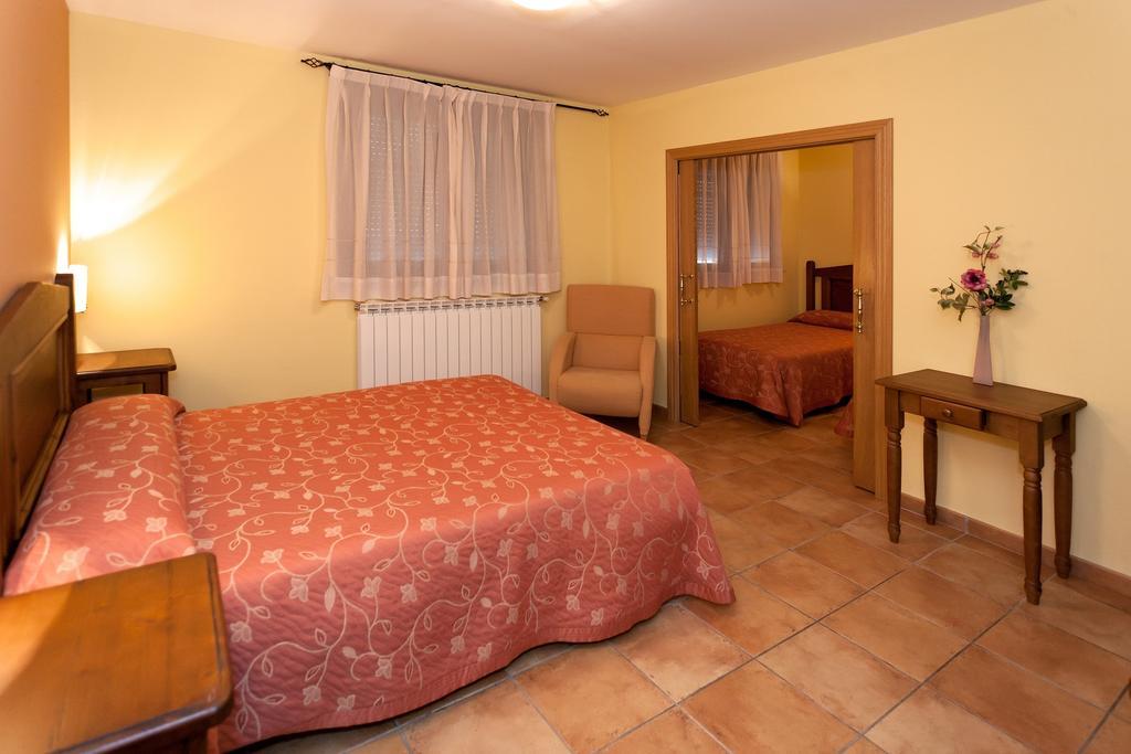 Complejo Turistico Bielsa Hotel Y Camping ห้อง รูปภาพ